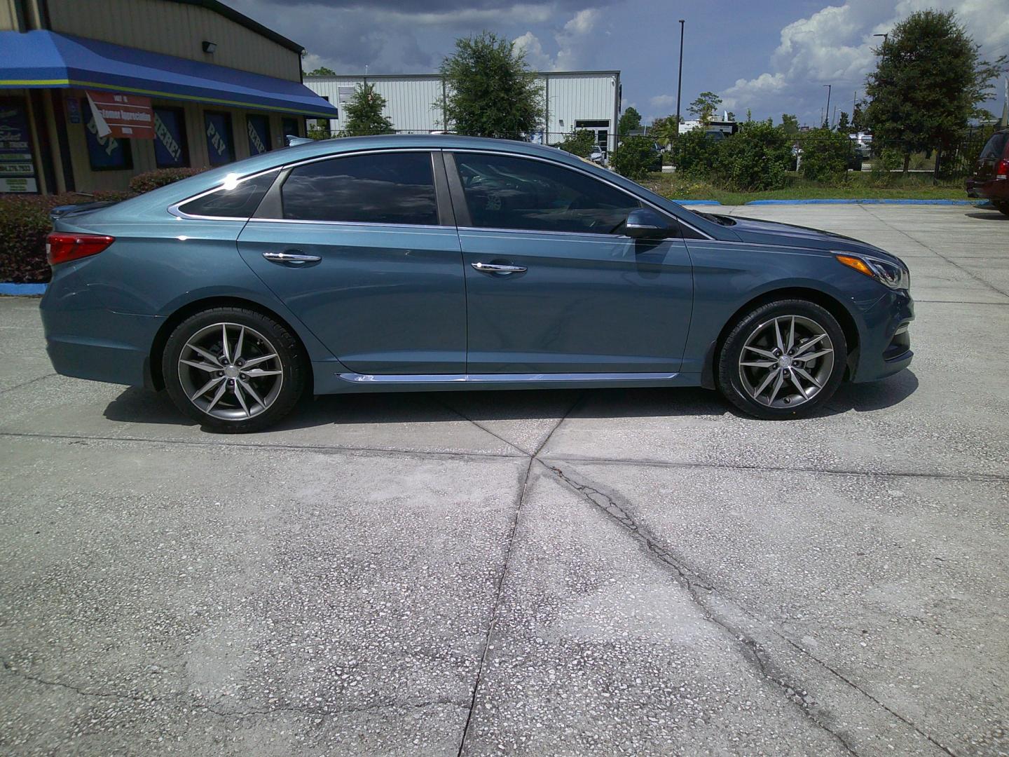 2015 BLUE HYUNDAI SONATA SPORT 2.0T; L (5NPE34AB7FH) , located at 390 Hansen Avenue, Orange Park, FL, 32065, (904) 276-7933, 30.130497, -81.787529 - Photo#2